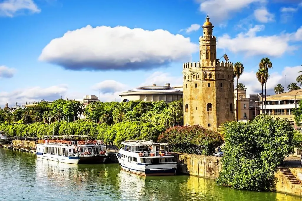 Cder Apartment Center Cathedral And Alcazar Seville